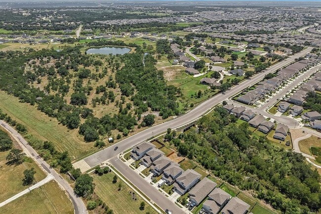 Building Photo - 117 Stone Cyn Dr