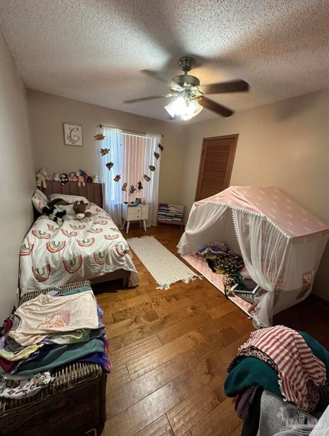Building Photo - 3132 Waterview Dr