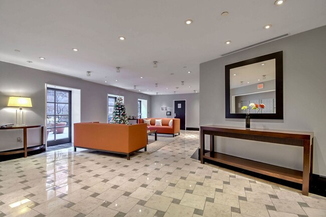 Building Photo - Concierge Building! Available Now! 1 Bed +...