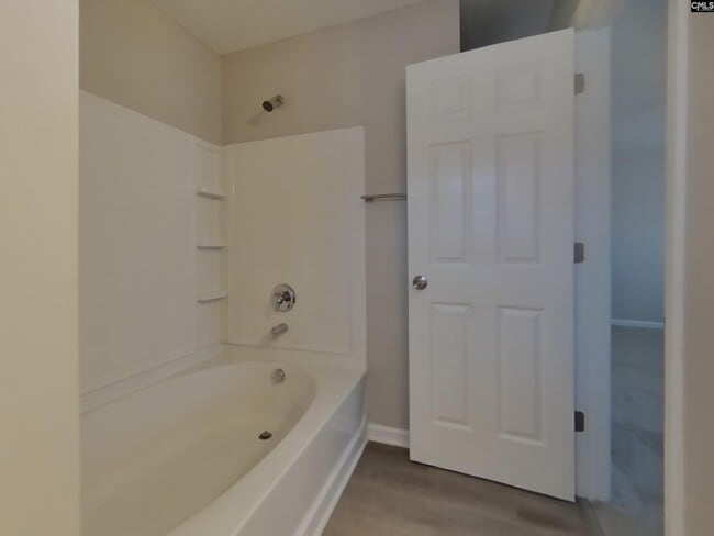 Building Photo - 129 Honey Tree Rd