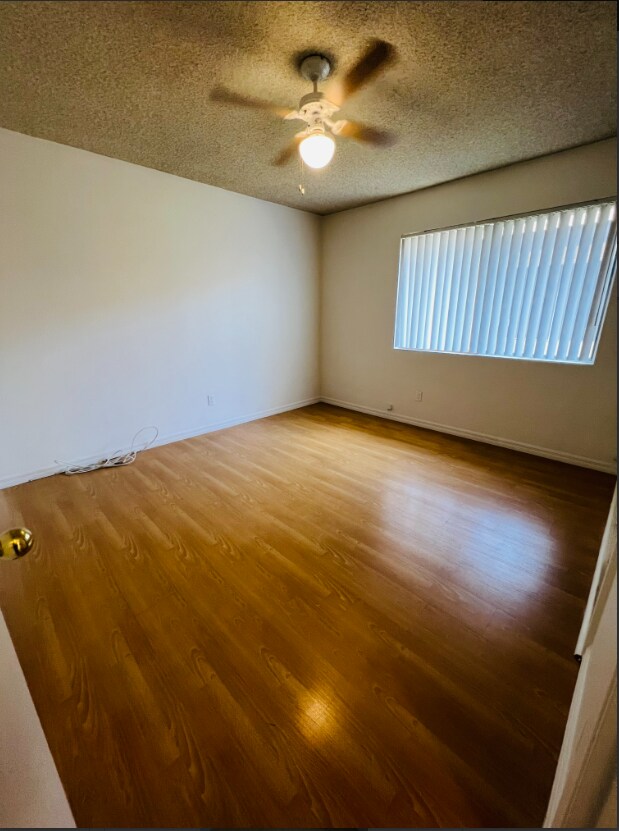 Building Photo - 2415 Pattiglen Ave