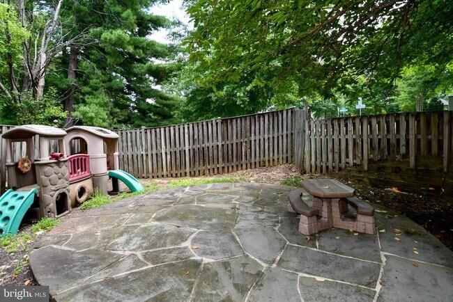 Building Photo - 16853 Capon Tree Ln
