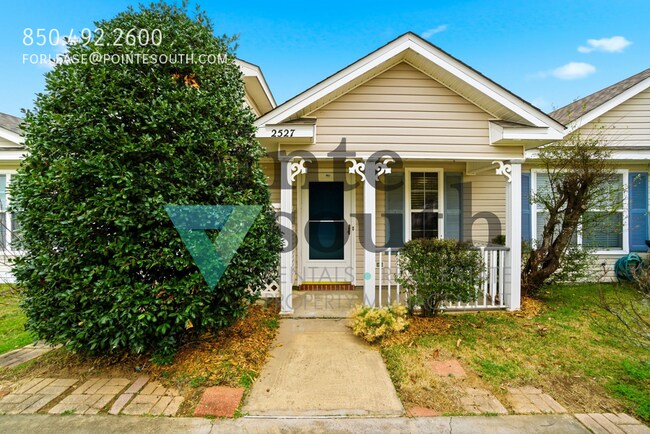 Building Photo - 2527 Trailwood Dr