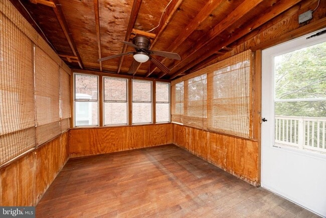 Building Photo - 147 2nd Ave