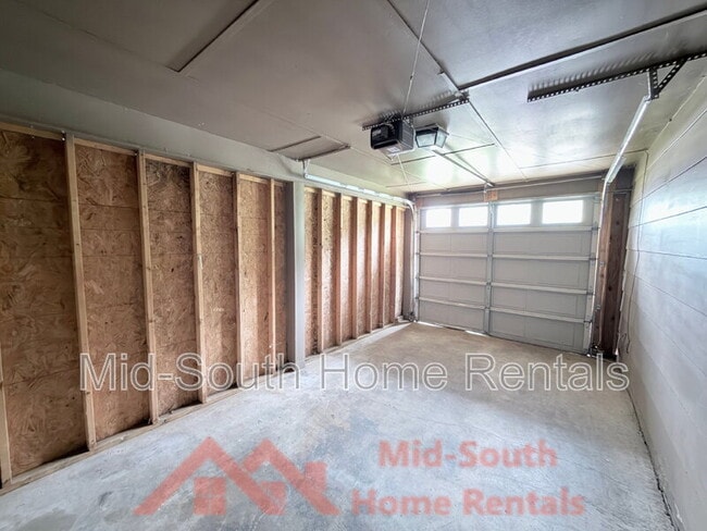 Building Photo - 3829 Walsingham Dr