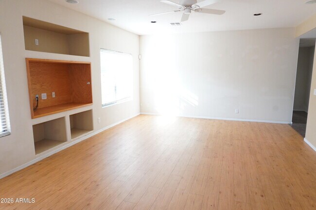 Building Photo - 9465 E Lompoc Ave