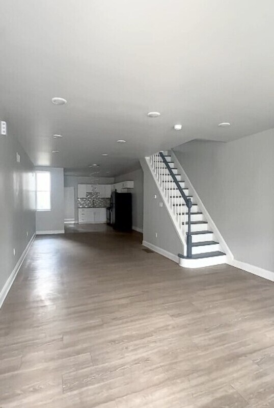 Building Photo - 5703 Delancey St