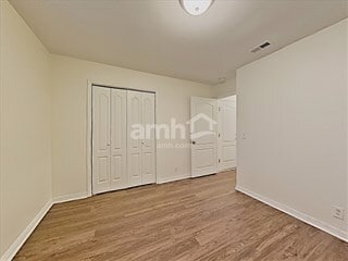 Building Photo - 2187 Spring Hill Cir