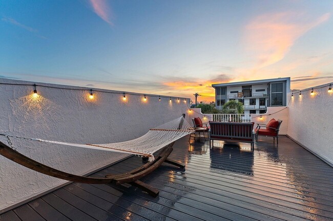 Building Photo - 1101 Beach Rd