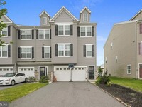 Building Photo - 1340 Carrick Ct