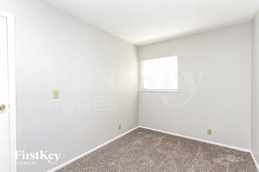 Building Photo - 3827 Monica Ct