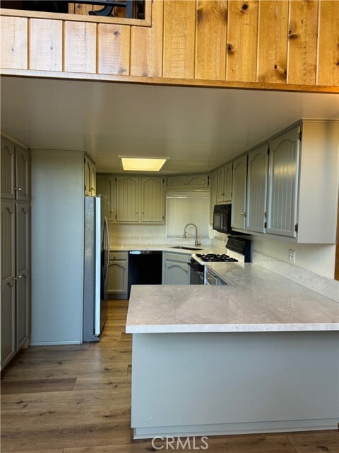 Building Photo - 956 Teakwood Dr