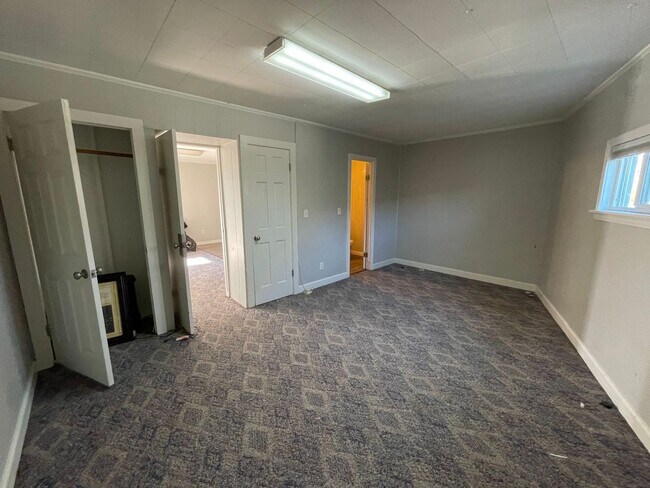 Building Photo - Coldwater Road