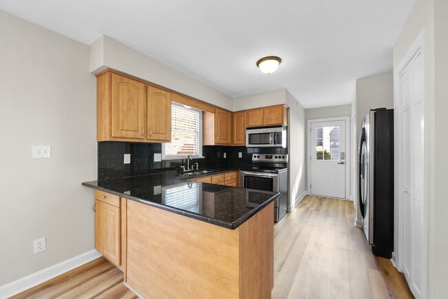 Building Photo - 8313 Bellingham Cir