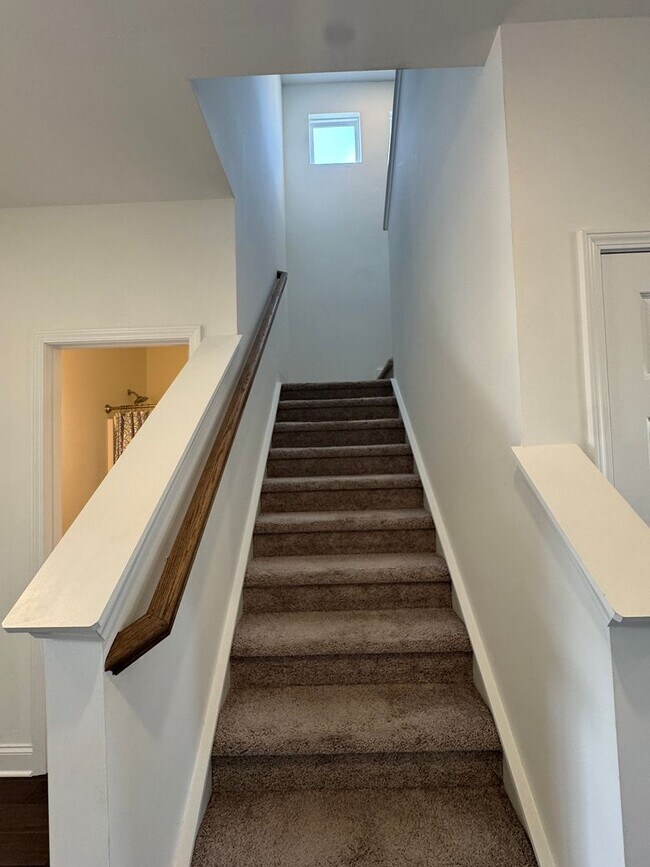 Building Photo - Fully Furnished 4BR Home with Loft, Patio & 2-Car Garage – Lawn Care Included