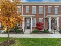 Building Photo - 3751 Bedel St