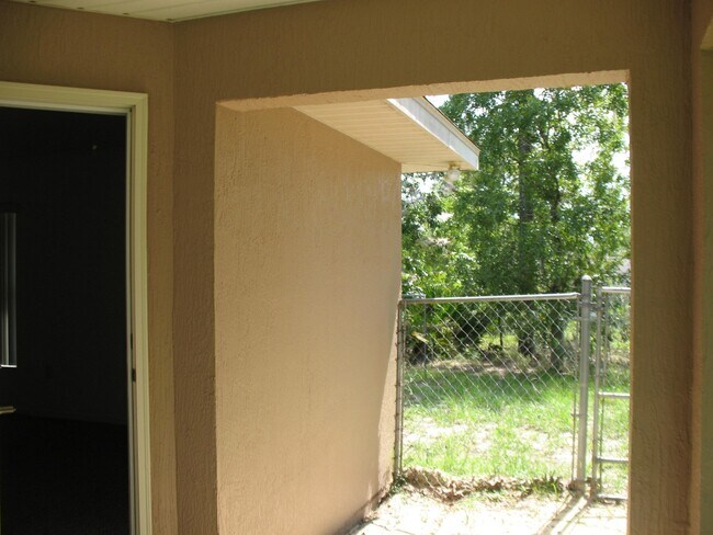 Building Photo - 13256 SW 79th Cir