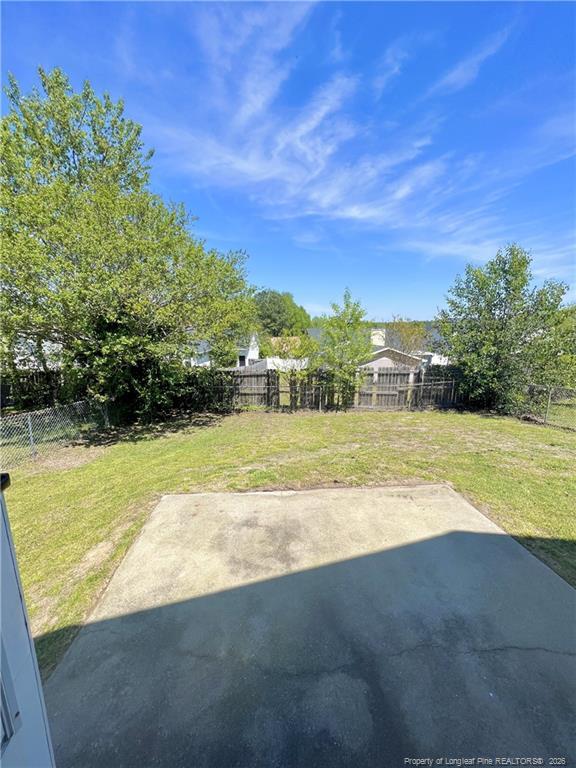 Building Photo - 1703 Winnabow Dr