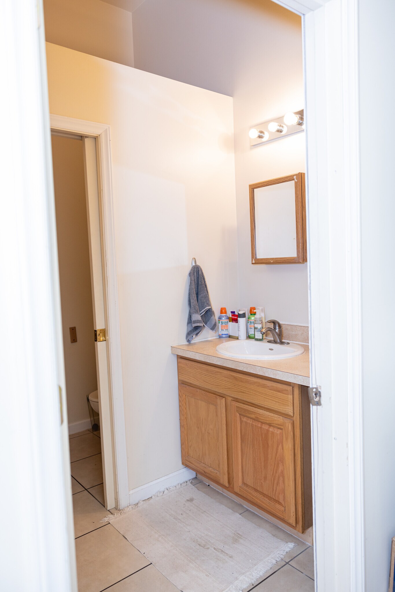Partitioned bath (door between showr and sink) - 38 N Court St