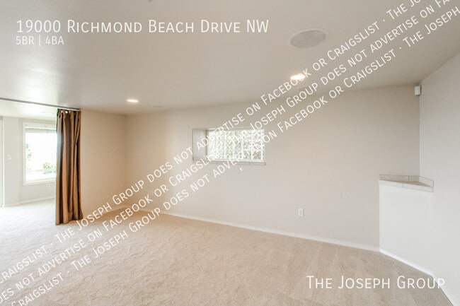 Building Photo - 19000 Richmond Beach Dr NW