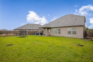 Building Photo - $750 Off First Month’s Rent with 18-Month ...