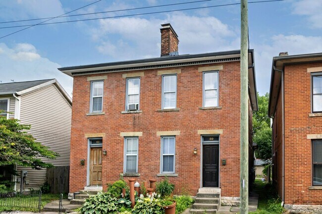 Building Photo - E Lincoln St 59-61 MLR