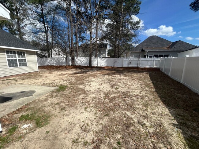 Building Photo - 25 Oak Lake Ct