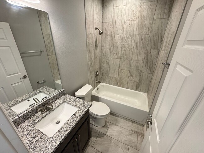 Building Photo - Immaculate 3-Bedroom, 2-Bathroom Home in Palm Bay