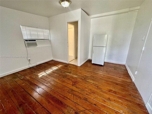 Building Photo - 1767 NW 5th St