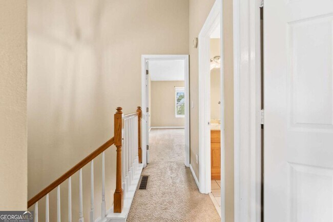 Building Photo - 2266 Oak Glenn Cir