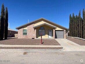 Building Photo - 656 Orchid Dr