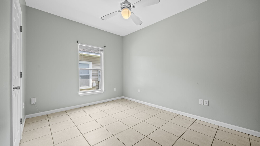 Bedroom 2 - 601 S Cedar St