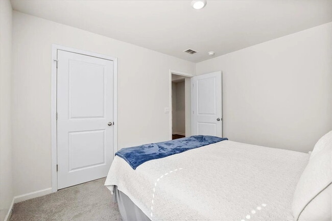 Building Photo - Beautiful 3-Bedroom Home for Rent in Seabr...