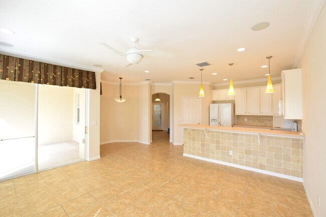 Building Photo - 1224 Travertine Terrace