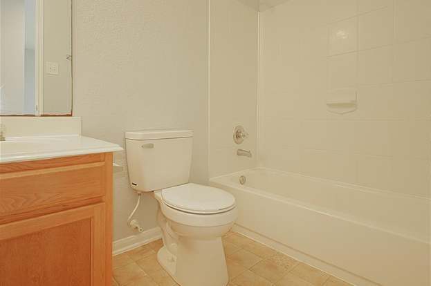 Building Photo - 3403 Legends Garden Dr