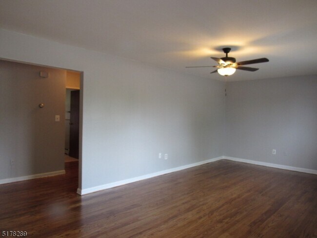 Building Photo - 1 Colonial Dr