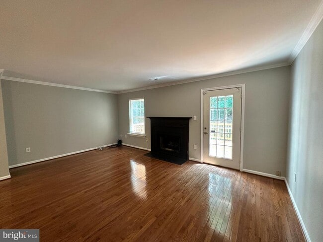 Building Photo - 6025 Crocus Ct