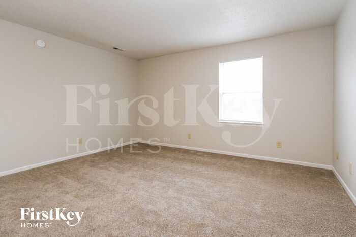 Building Photo - 5769 Woodland Trace Blvd