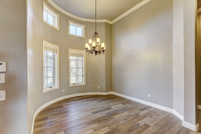 Building Photo - Luxury Living in Rosecreek – 4-Bedroom Home in Deer Creek Schools!