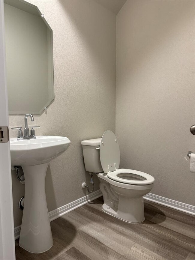 Building Photo - 1850 Settlers Glen Dr