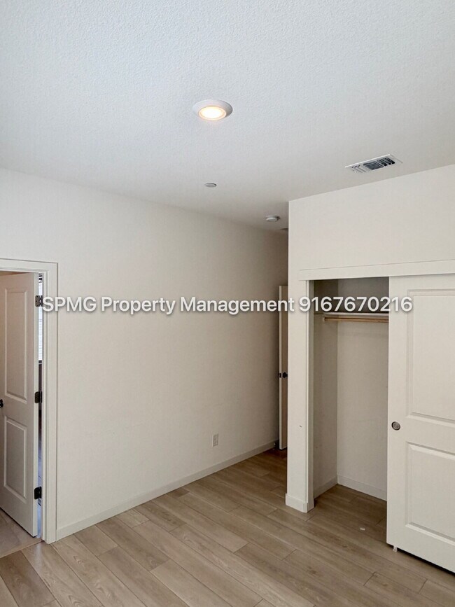 Building Photo - "Modern Rocklin Home : Spacious 3-Bedroom Home with Elegant Hardwood Accents!"