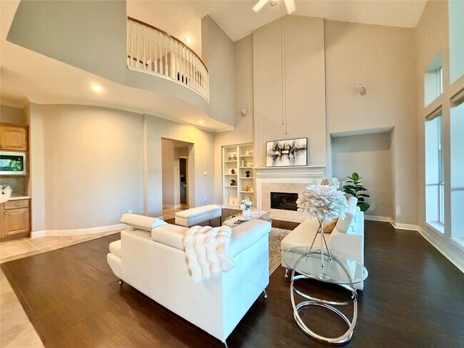 Building Photo - 24527 Bay Hill Blvd