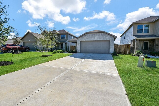 Building Photo - 1542 San Sebastien Dr