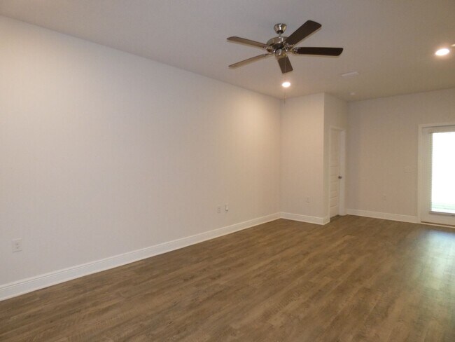 Building Photo - 3810 Hawks Landing Cir