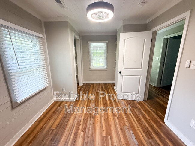 Building Photo - 10586 NC-96