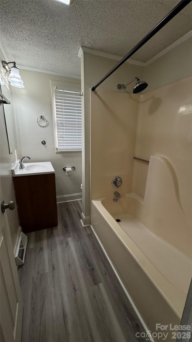 Building Photo - 181 McGill Ave NW