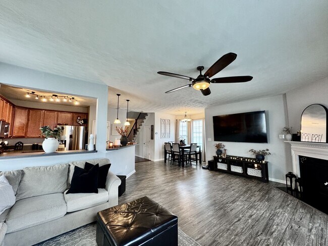 Building Photo - First-Time Rental, Available July 1st! Attached Garage - 2 Primary Suites - Pet-Friendly (Under 4...
