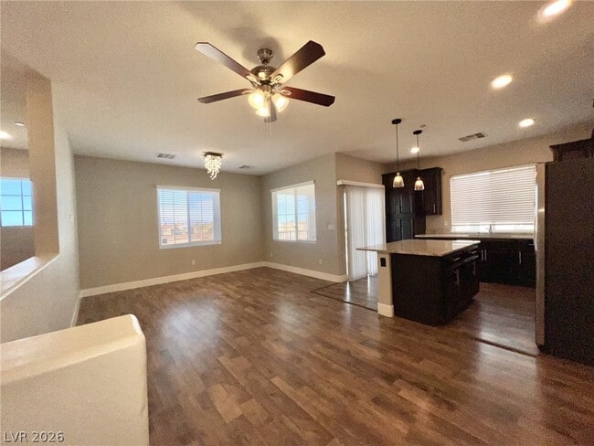 Building Photo - 8418 Classique Ave