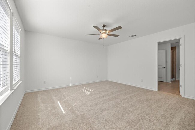 Building Photo - 307 Flowers Ave
