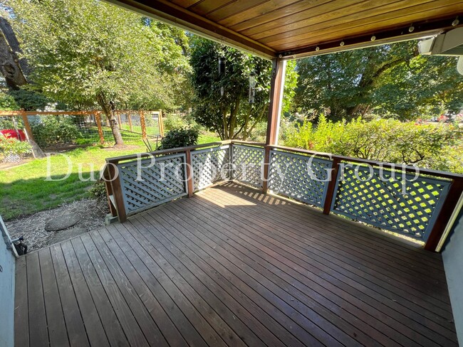 Building Photo - North Adams